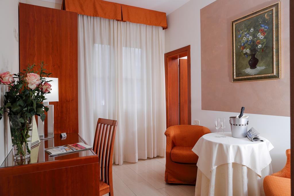 Hotel Michelangelo Terranuova Bracciolini Eksteriør bilde