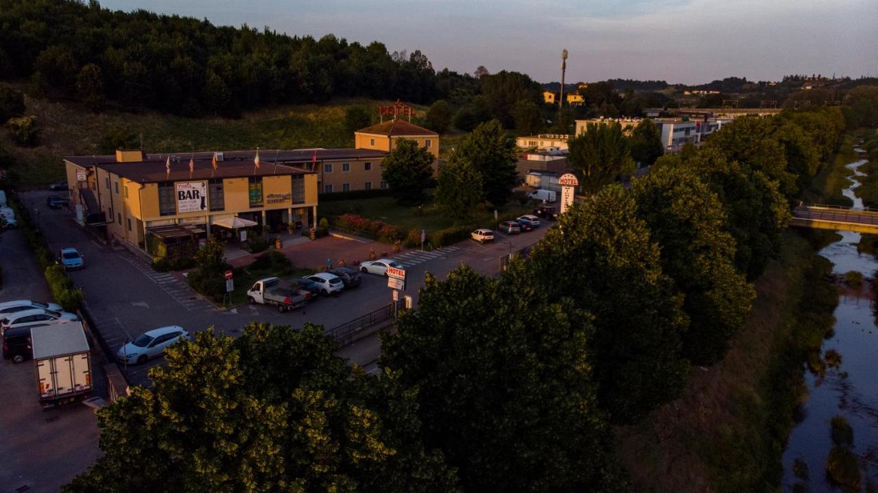 Hotel Michelangelo Terranuova Bracciolini Eksteriør bilde